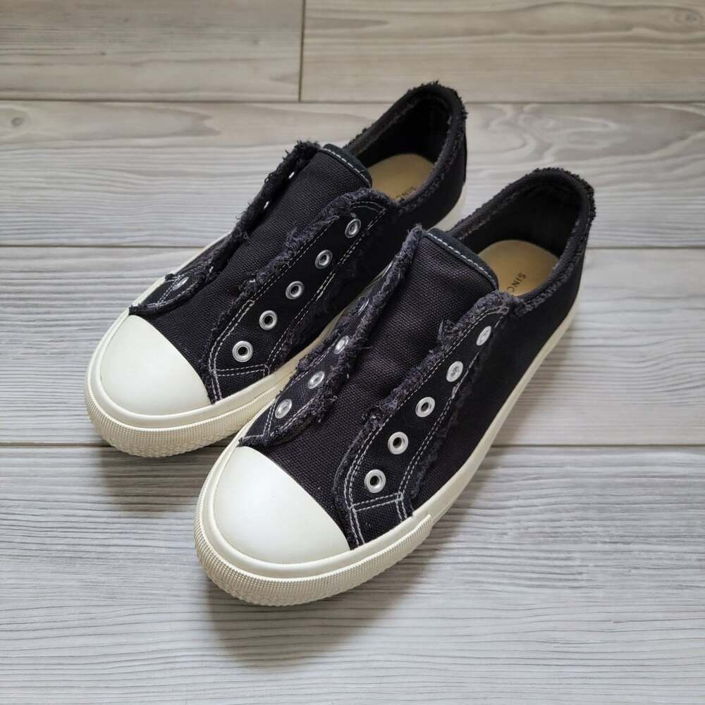 Sincerely Jules Vinnie Canvas Slip On Frayed Edge Sneakers Women's Size 6.5